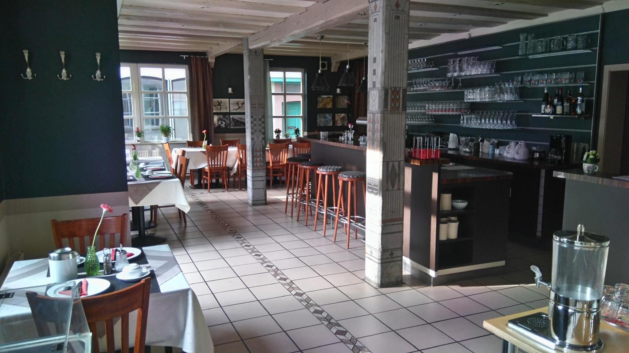 Hotel Loewensteiner Hof Haus Am Neuplatz Wertheim Luaran gambar