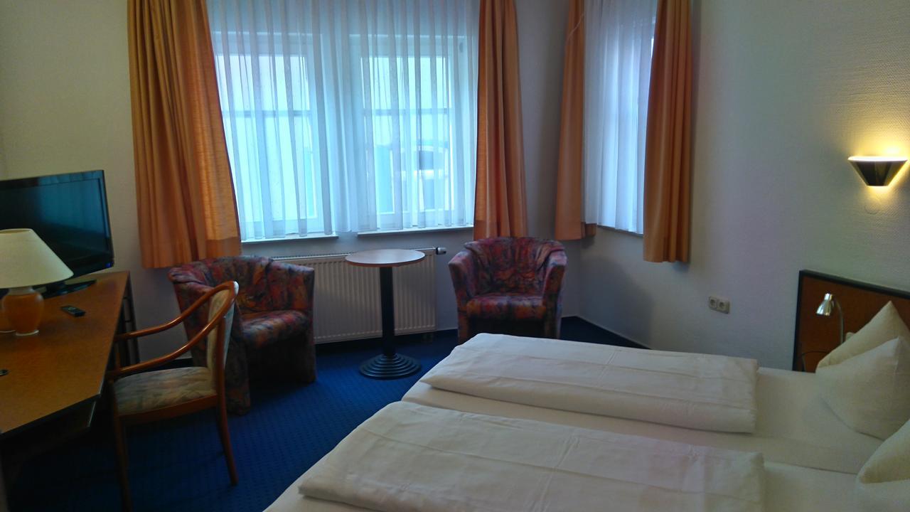 Hotel Loewensteiner Hof Haus Am Neuplatz Wertheim Luaran gambar